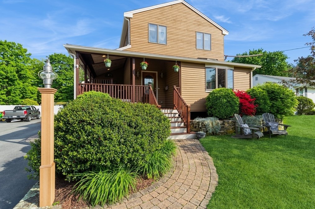 472 Water St, Rockland, MA 02370 exterior