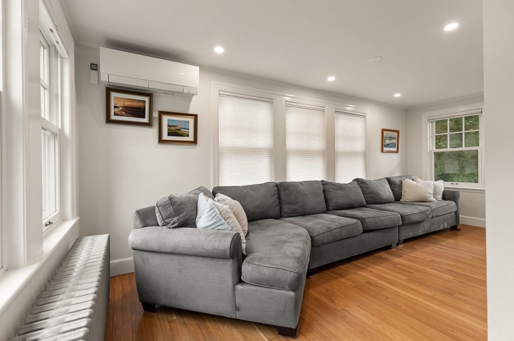 20 Bertwell Rd, Lexington MA 02420-3302 exterior