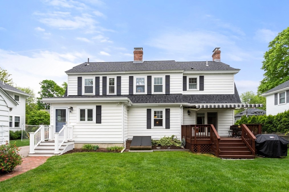 39 Prince St, Needham MA  02492-3718 exterior