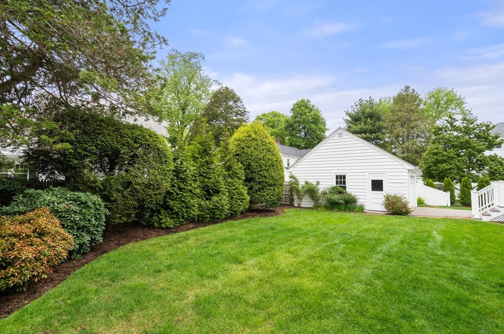 39 Prince St, Needham MA  02492-3718 exterior