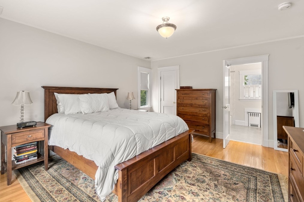 39 Prince St, Needham MA  02492-3718 exterior