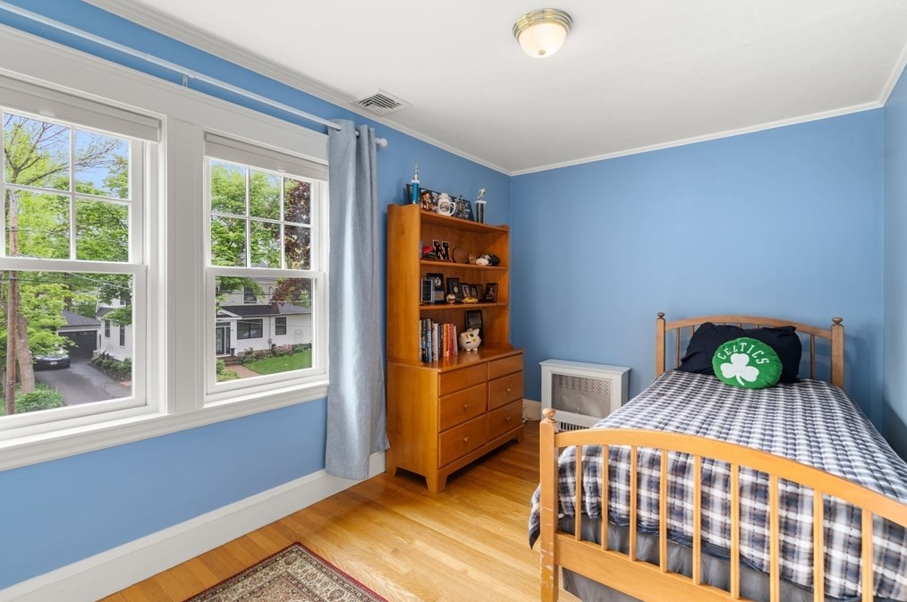 39 Prince St, Needham MA  02492-3718 exterior