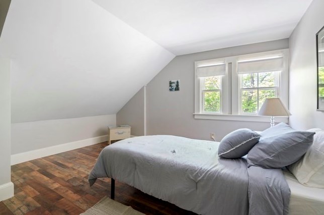 35 Chapel St, Duxbury MA 02332-3822 exterior