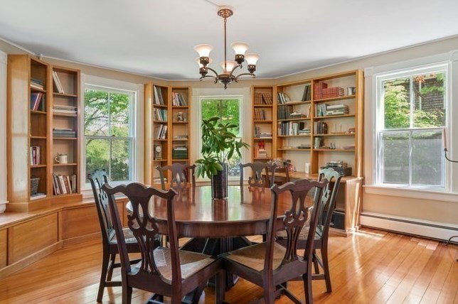 35 Chapel St, Duxbury MA 02332-3822 exterior