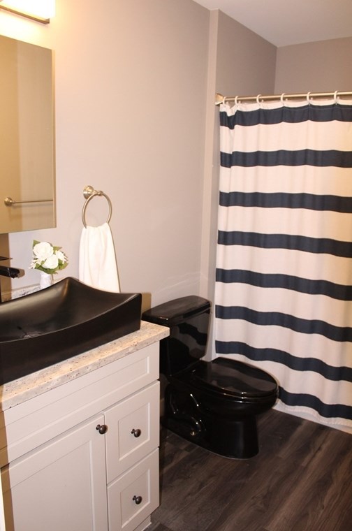 443 Cambridge St, Worcester MA 01603-2325 exterior