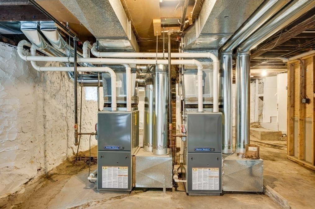 60 Pine St, Malden MA 02148-2340 exterior