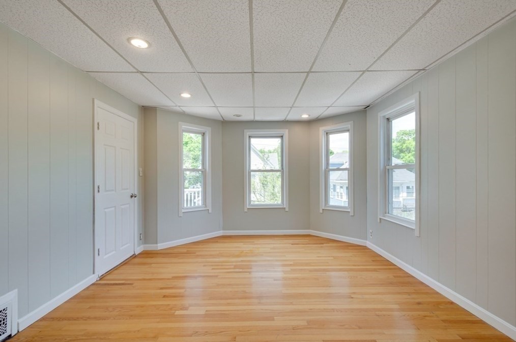 60 Pine St, Malden MA 02148-2340 exterior