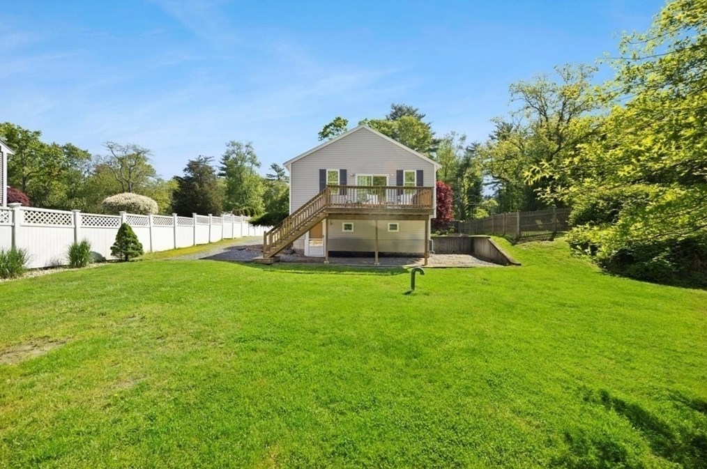 457 St, West Bridgewater MA 02379-1809 exterior