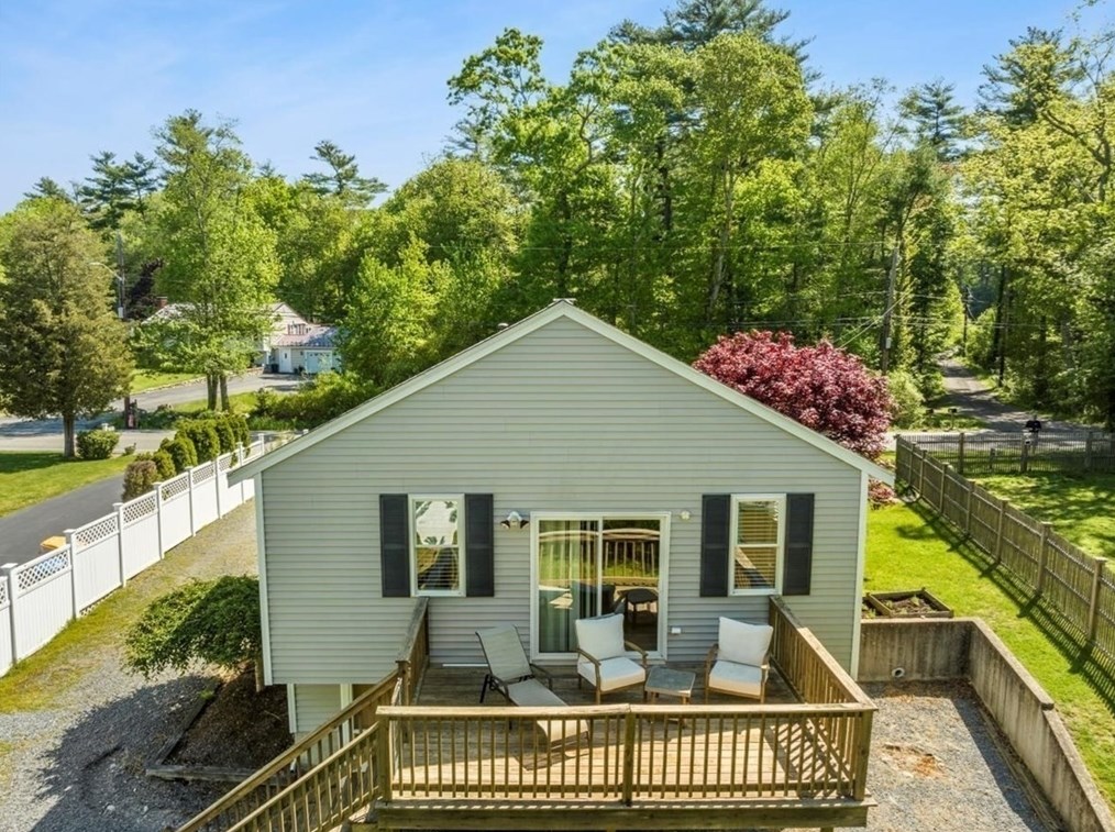 457 East St, West-Bridgewater, MA 02379 exterior