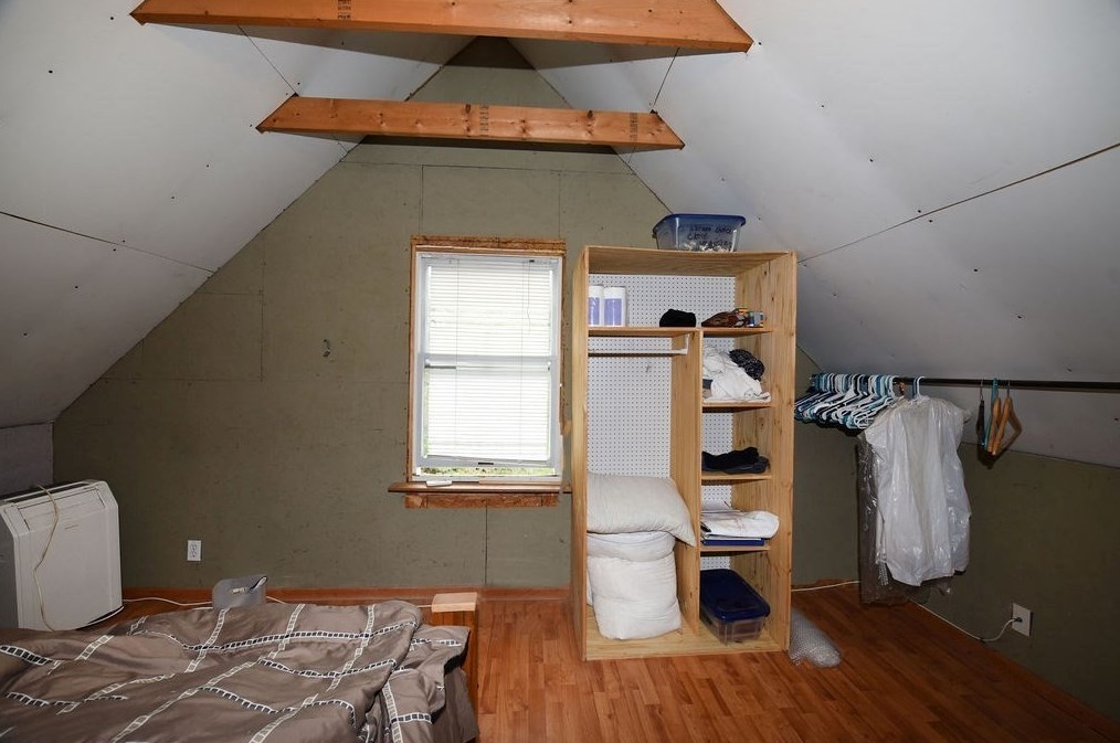 63 Newfield St, Plymouth MA 02360-3402 exterior