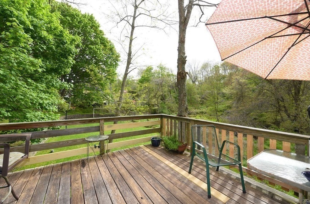 63 Newfield St, Plymouth MA 02360-3402 exterior