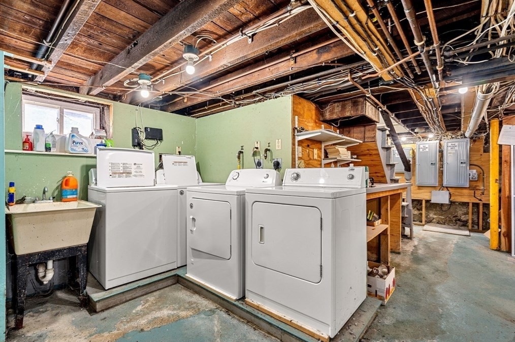 47 Vernon St, Malden MA 02148-2615 exterior