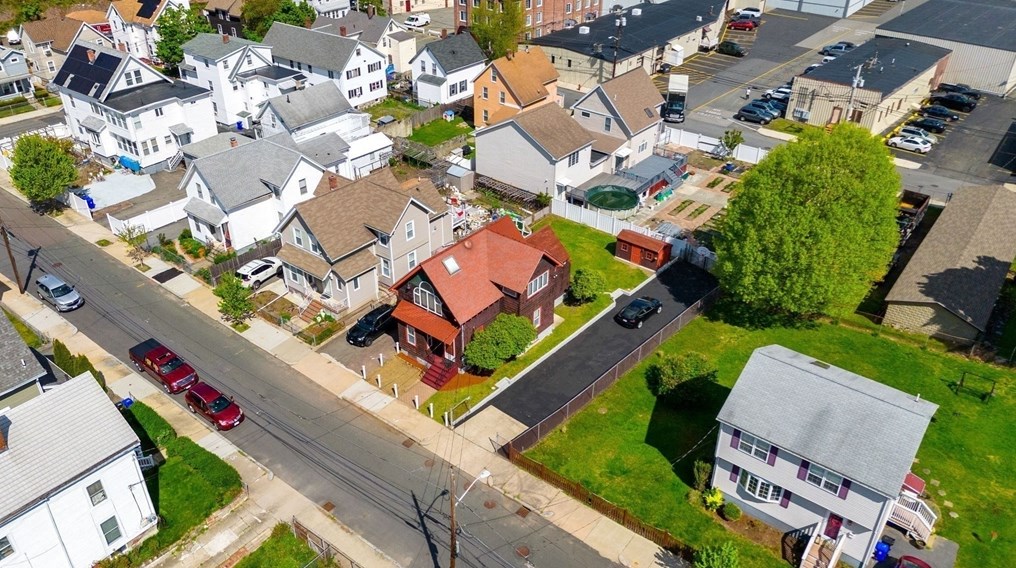 47 Vernon St, Malden MA 02148-2615 exterior