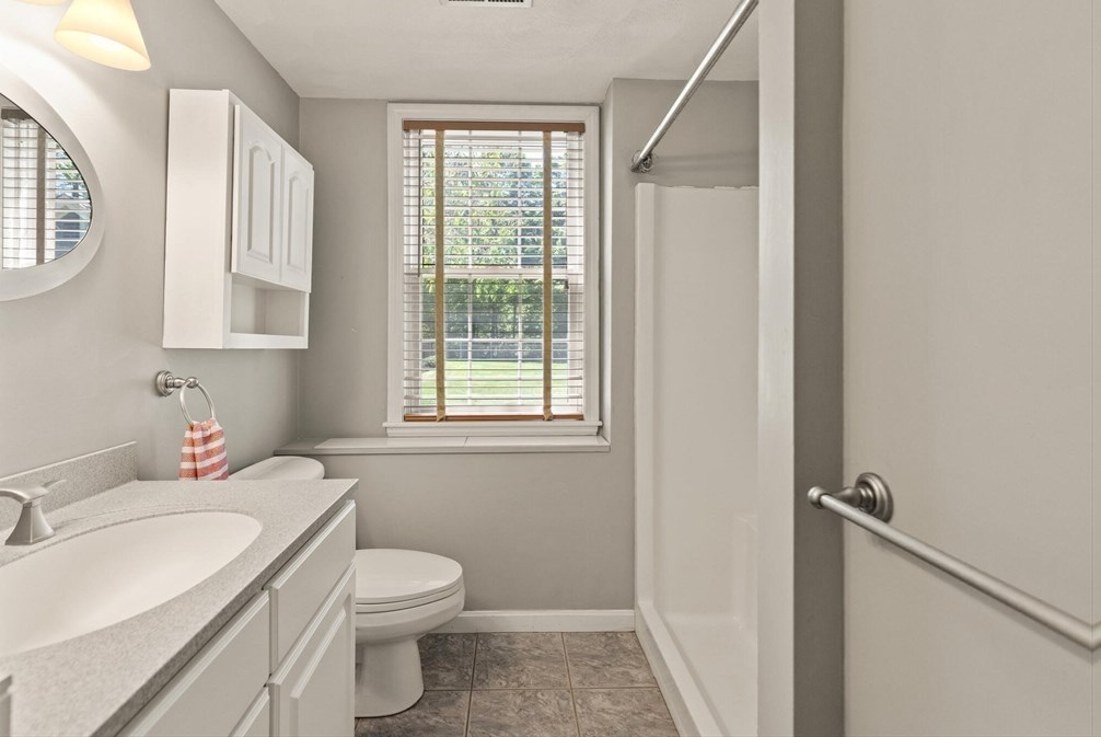 108 Franklin St, Reading MA 01867-1027 exterior