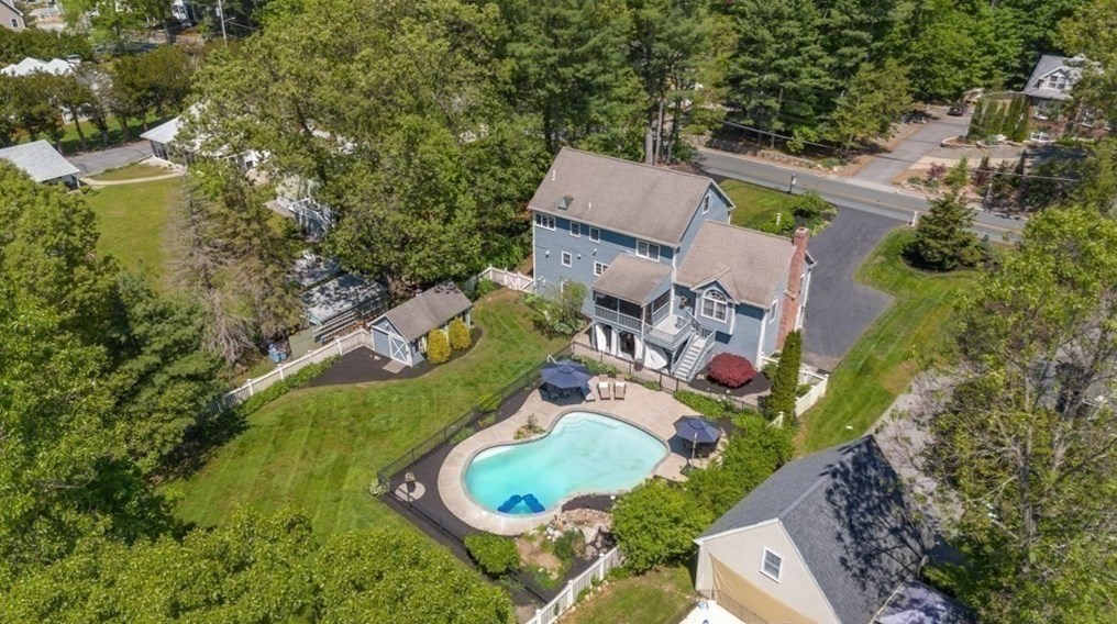 108 Franklin St, Reading MA 01867-1027 exterior