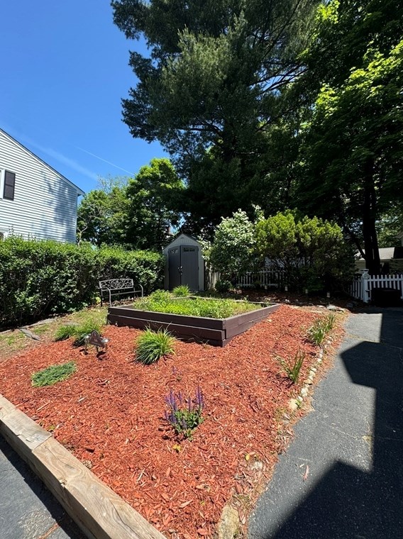 64 Mount Pleasant St, Woburn MA  01801-5135 exterior