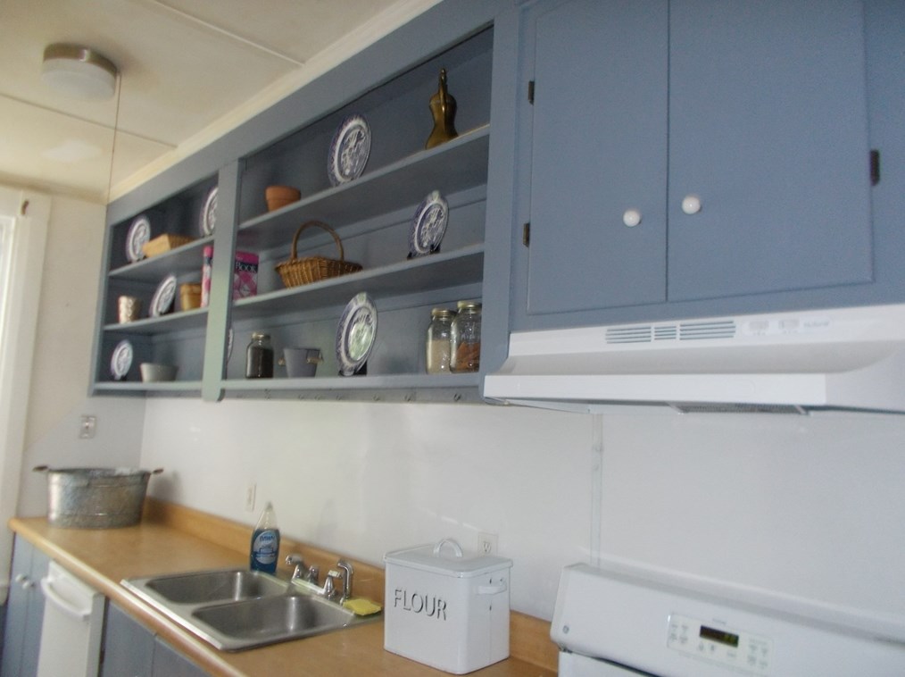 104 Webster St, Haverhill MA 01830-5920 exterior