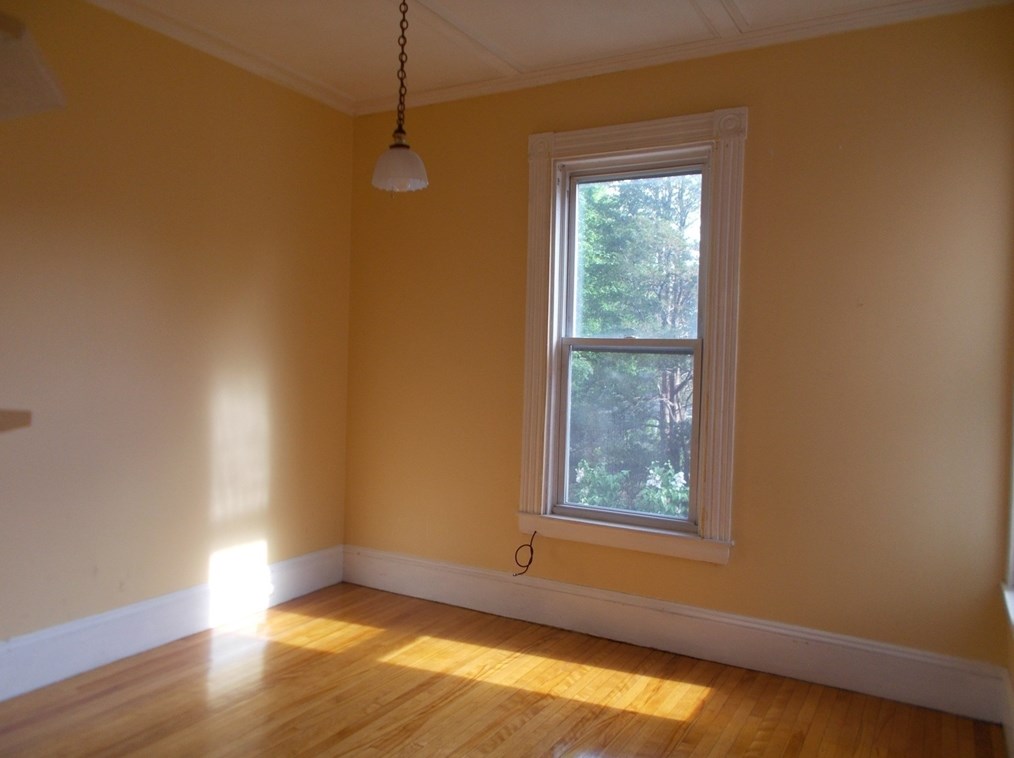 104 Webster St, Haverhill MA 01830-5920 exterior