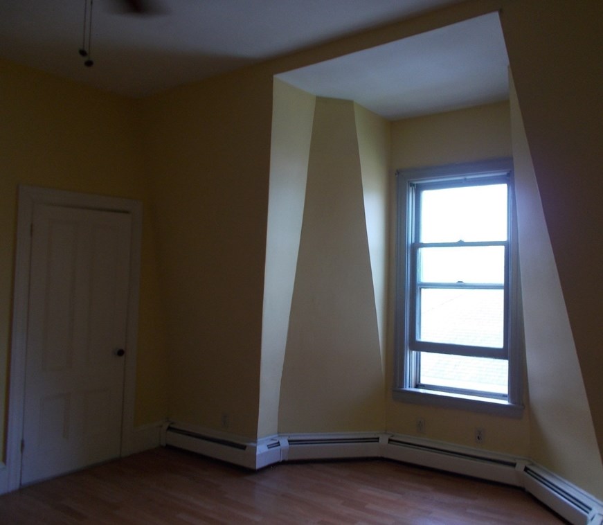 104 Webster St, Haverhill MA 01830-5920 exterior