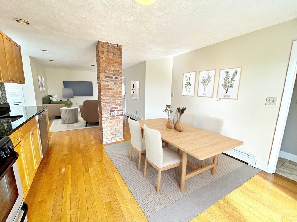 141 Webster St Apt 2, Boston, MA