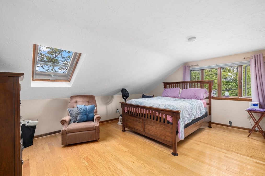 31 Tyson Rd, Worcester MA  01606-1124 exterior