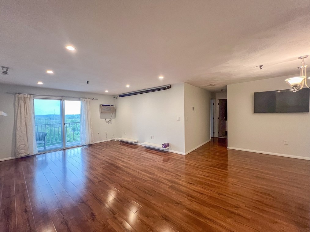 115 W Squantum St Apt 1110, Quincy, MA 02171