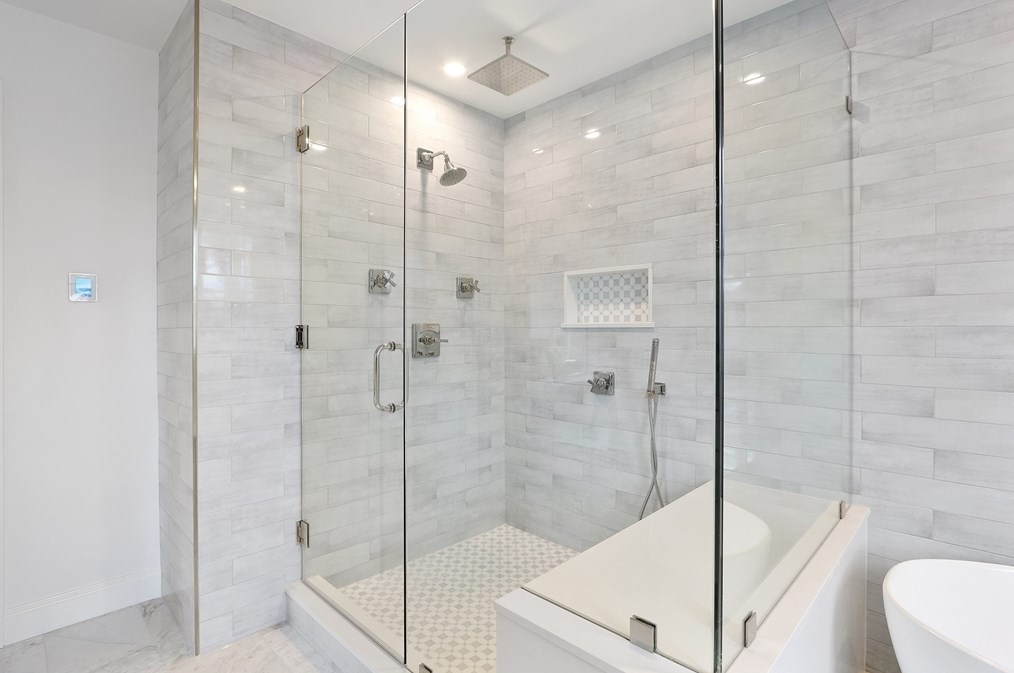 414 Waltham St, Newton MA 02465-1934 exterior