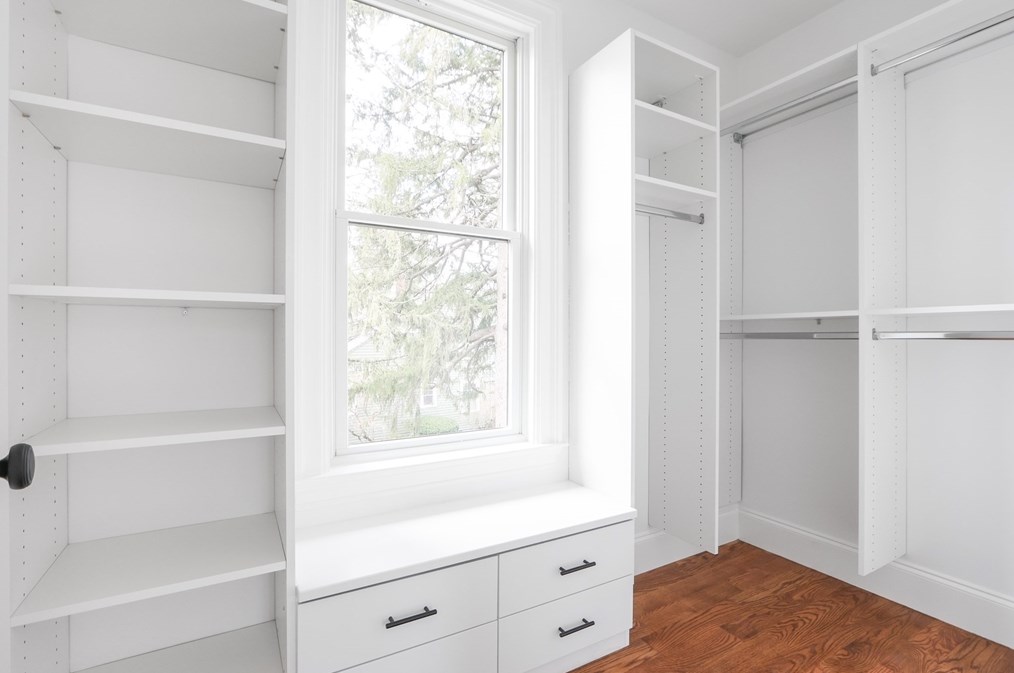 414 Waltham St, Newton MA 02465-1934 exterior