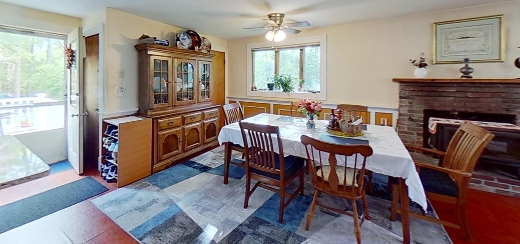 375 School St, Pembroke MA 02359-3613 exterior