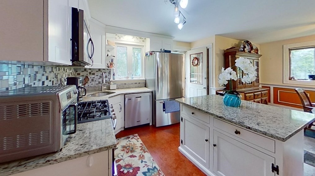 375 School St, Pembroke MA 02359-3613 exterior