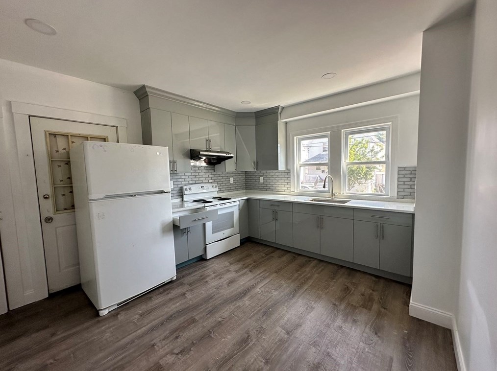 79 N Central Ave #79, Quincy, MA 02170