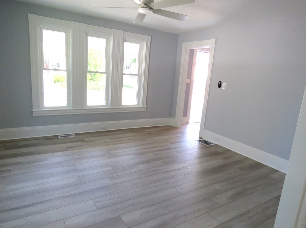 484 Temple St, Whitman MA  02382-1078 exterior