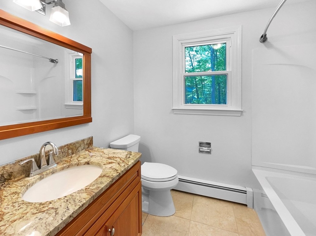 7 Windemere Dr, Acton MA 01720-2024 exterior