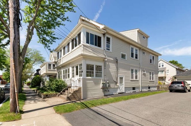 64 Foster St #64, Arlington, MA 02474