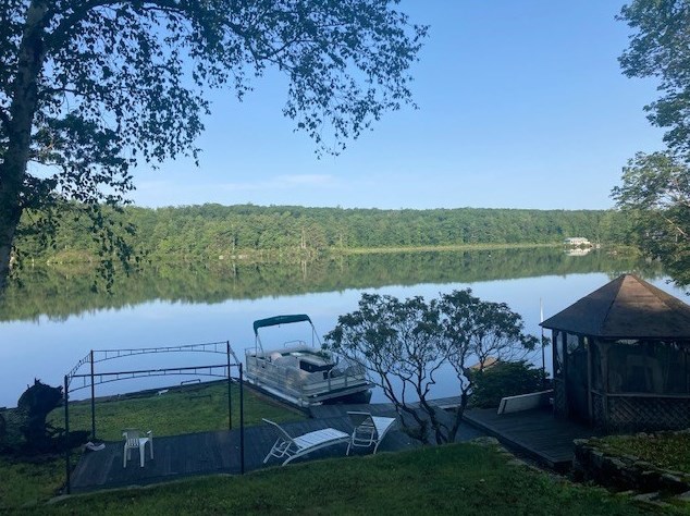 24 Indian Stone Rd, Royalston MA 01331-9468 exterior