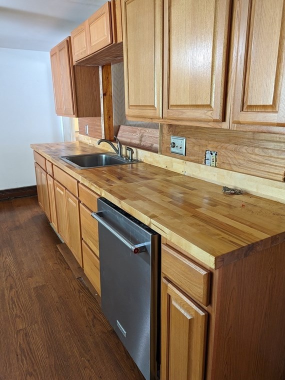 97 Hebron Ave, Seekonk MA 02771-2101 exterior