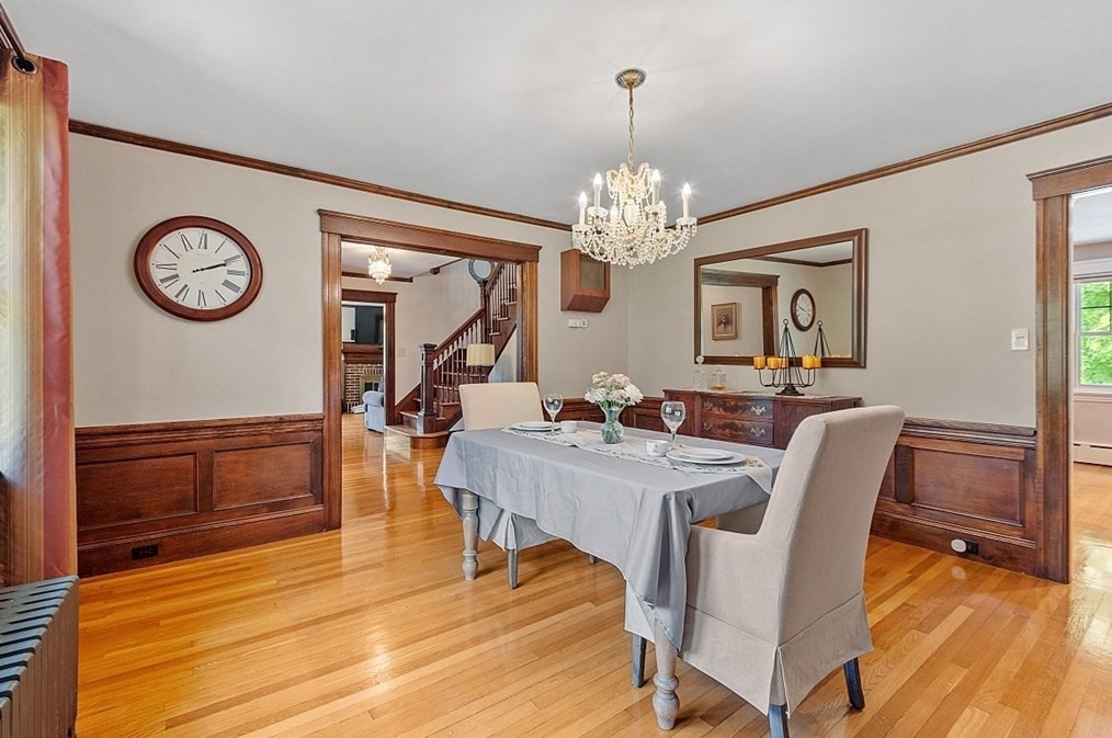 661 Grove St, Worcester MA 01605-2600 exterior