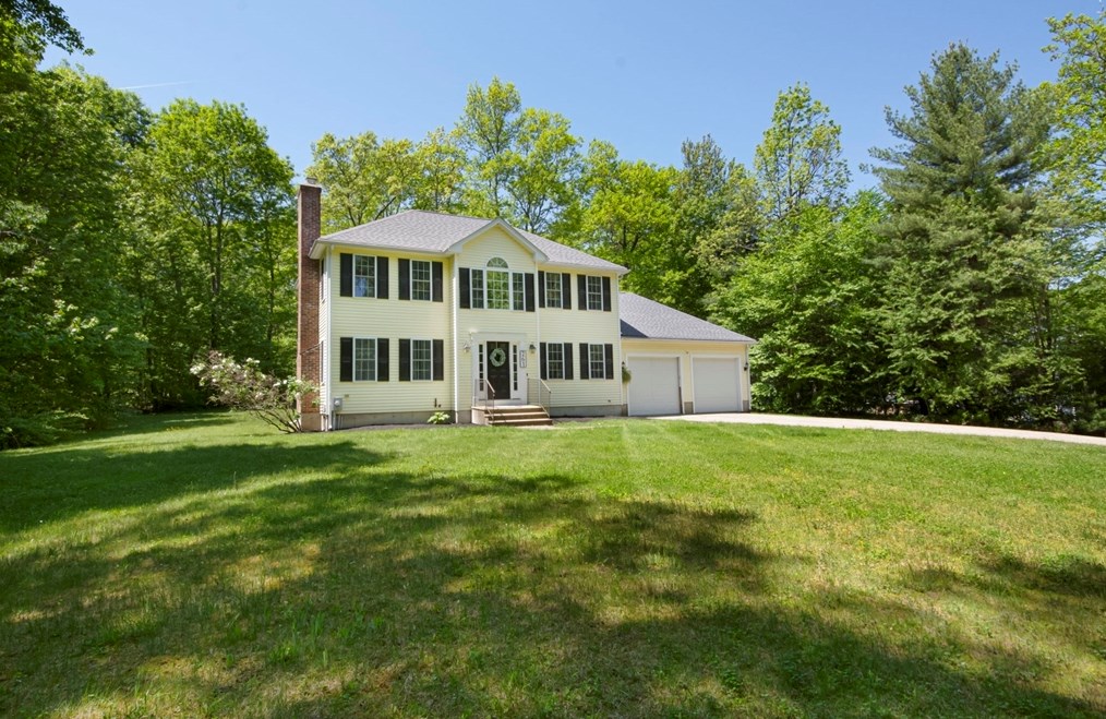 261 Pommogussett Rd, Rutland, MA 01543
