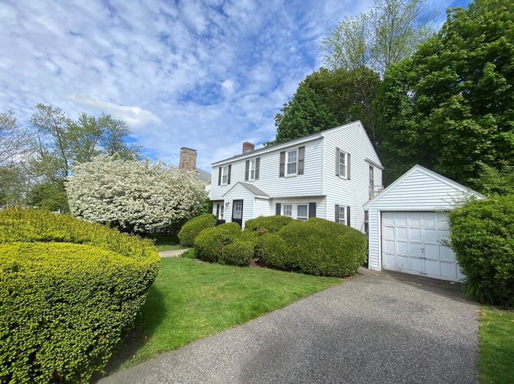 471 Washington St, Newton, MA 02458