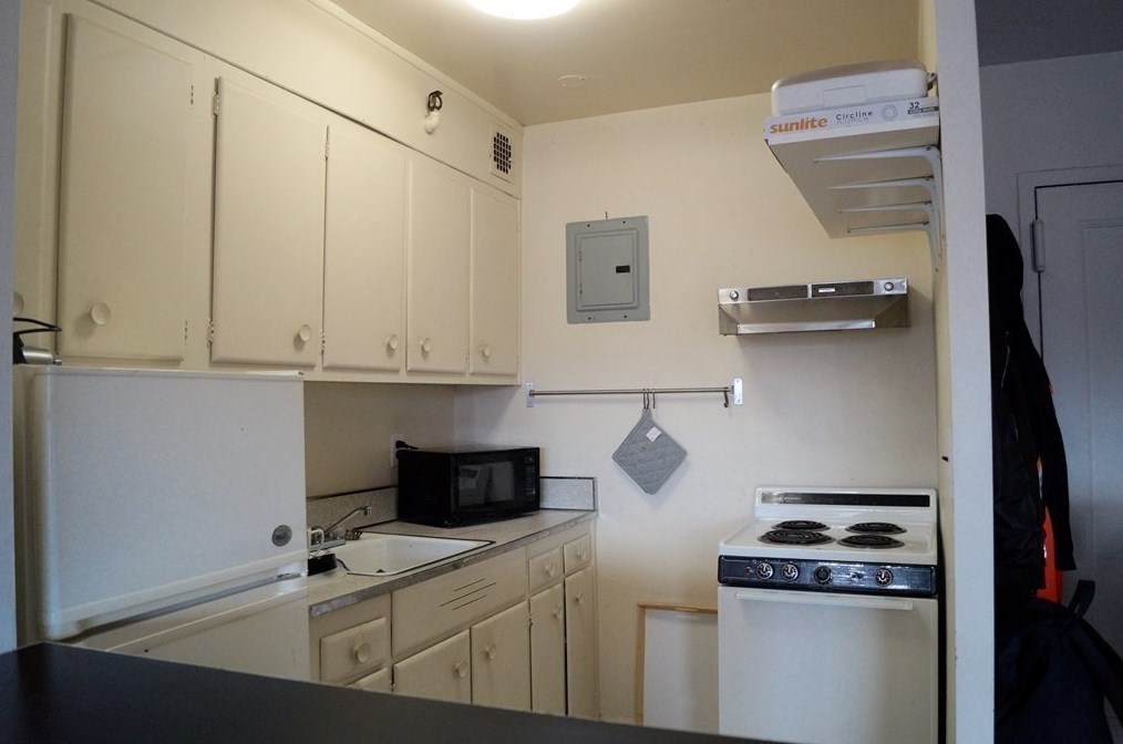 145 Pinckney St Apt 715, Boston, MA