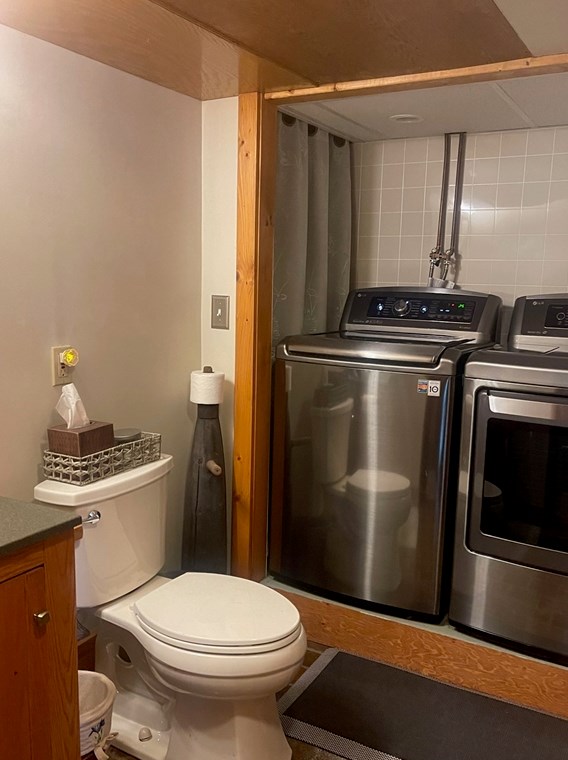 11 Samuel Dr, Royalston MA 01331-9477 exterior