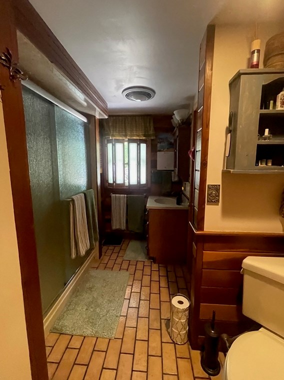 11 Samuel Dr, Royalston MA 01331-9477 exterior