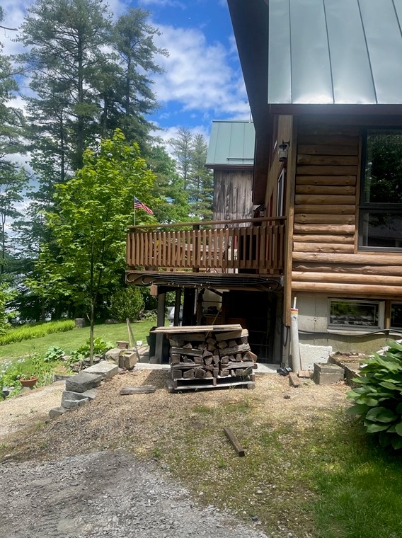 11 Samuel Dr, Royalston MA 01331-9477 exterior