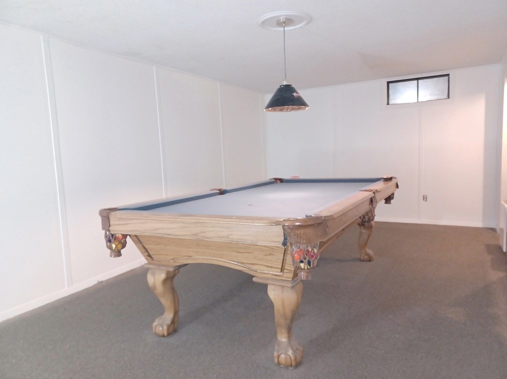 907 Western Ave, Montgomery MA 01085-2639 exterior