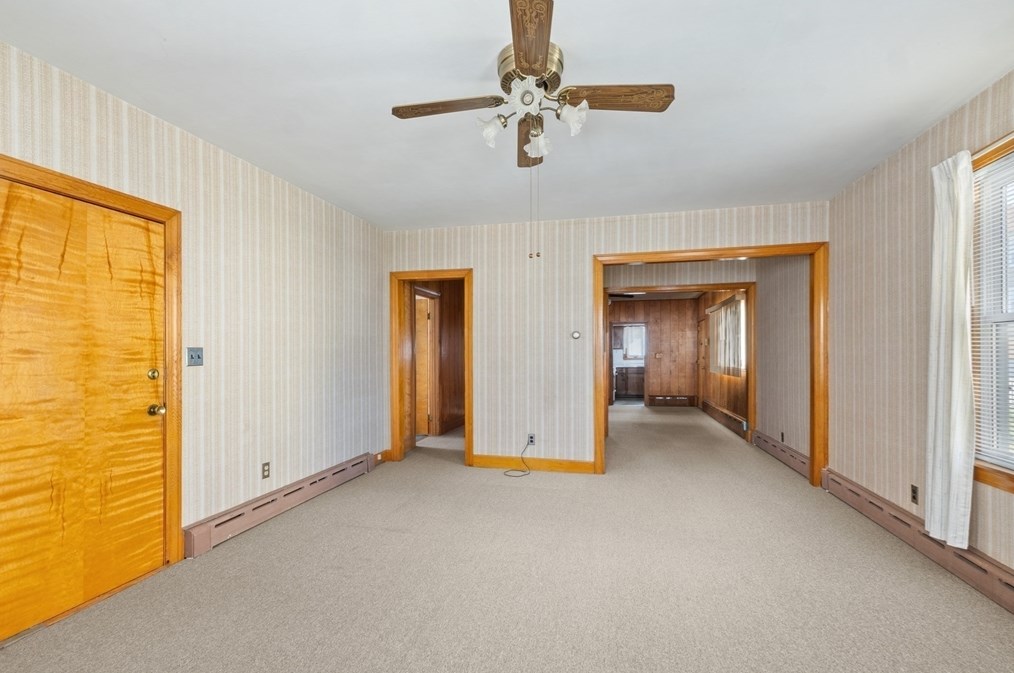 107 Barnes St, Fall River MA 02723-3227 exterior