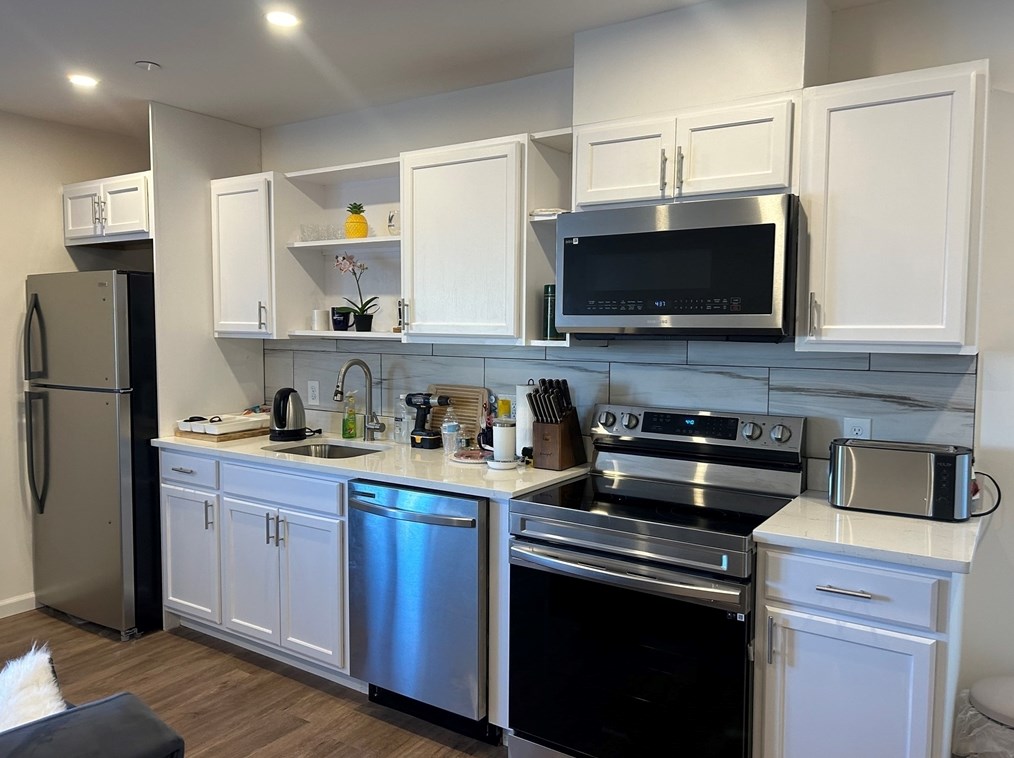 64 Salem St #202, Medford, MA 02155