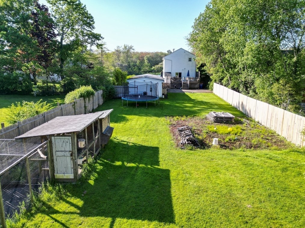 361 Huttleston Ave, Fairhaven MA 02719-3115 exterior