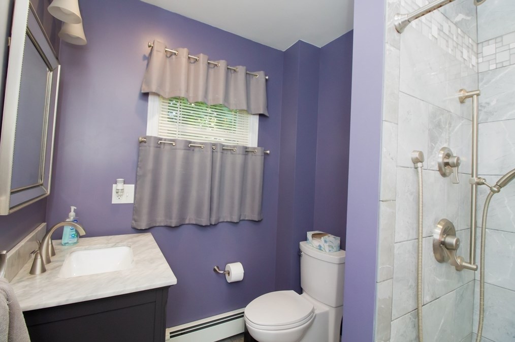 361 Huttleston Ave, Fairhaven MA 02719-3115 exterior