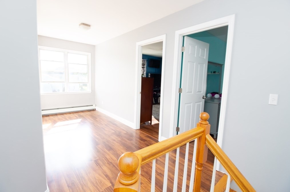 361 Huttleston Ave, Fairhaven MA 02719-3115 exterior