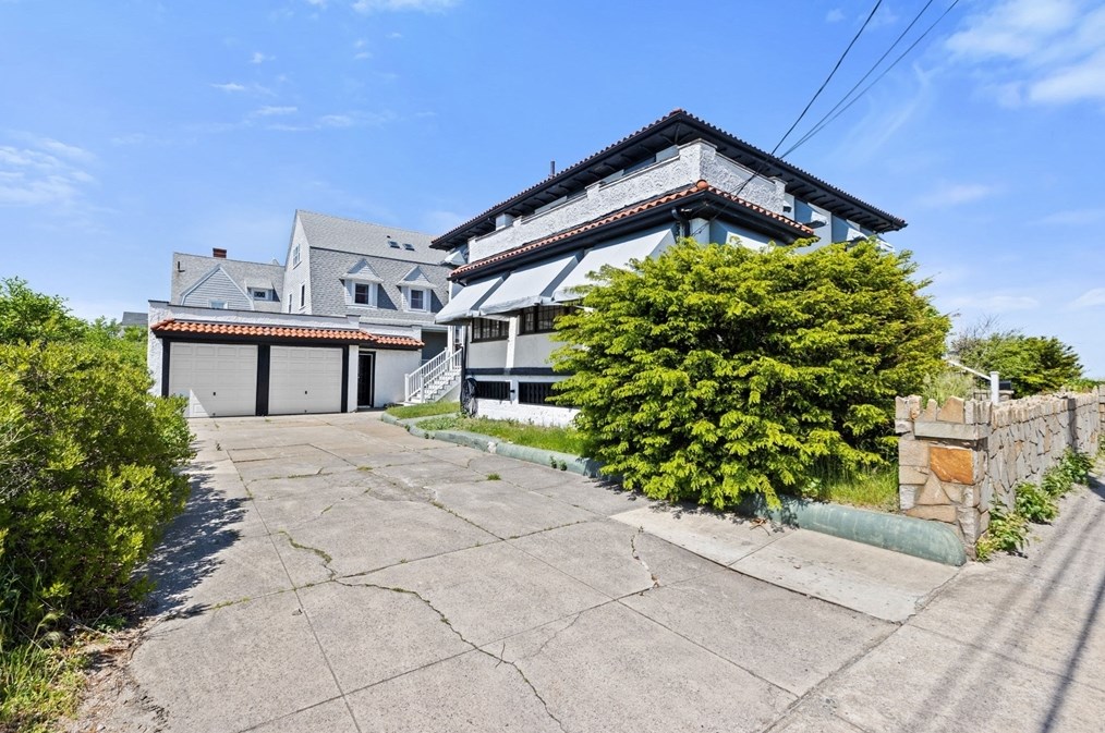 267 Bch Ave, Hull MA 02045-2701 exterior